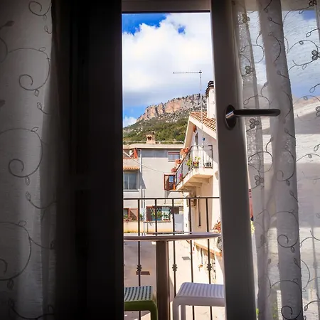 Cala Goloritze سانتا ماريا نافاريز