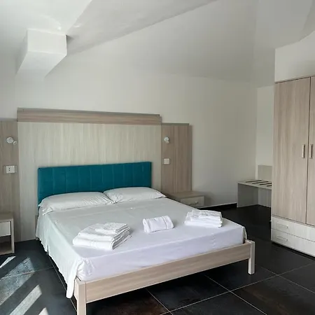 Pensión Cala Goloritze 4*