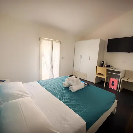 Cala Goloritze Pensión Santa Maria Navarrese