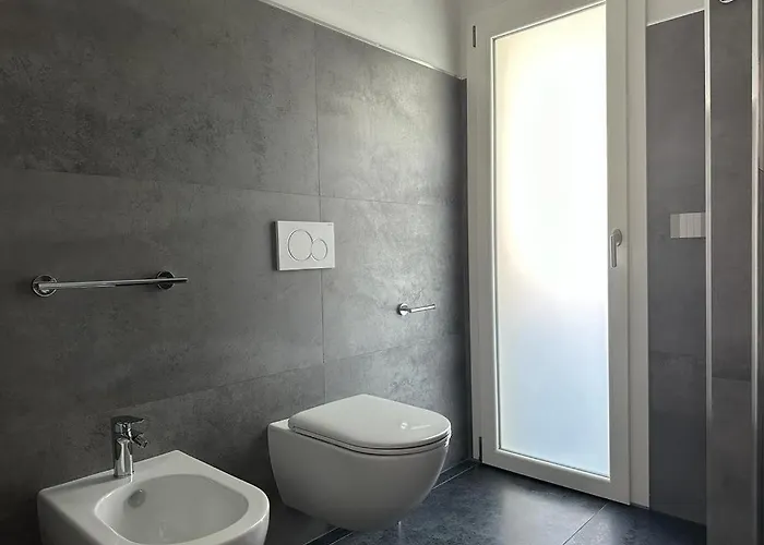 Cala Goloritze 招待所 圣玛丽亚纳瓦雷