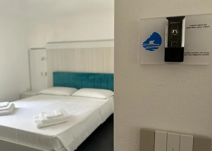 Cala Goloritze 招待所