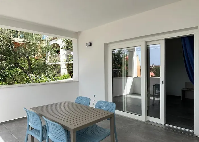 Cala Goloritze 4* 圣玛丽亚纳瓦雷