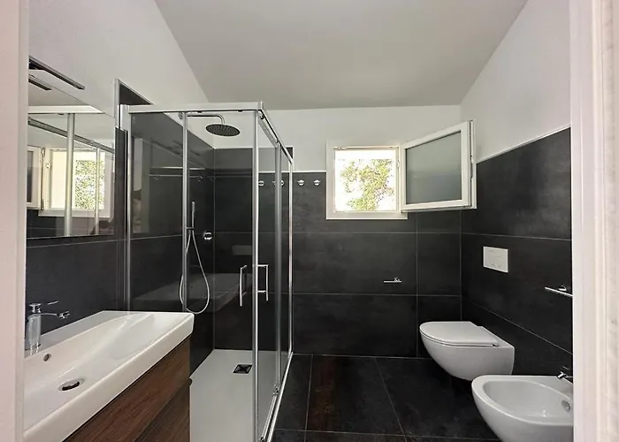 招待所 Cala Goloritze 圣玛丽亚纳瓦雷