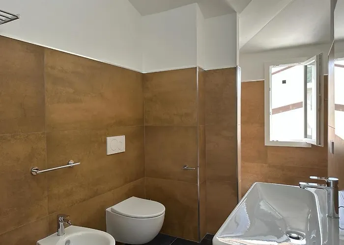 招待所 Cala Goloritze 圣玛丽亚纳瓦雷