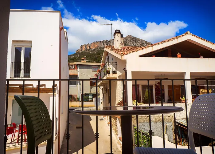 招待所 Cala Goloritze 圣玛丽亚纳瓦雷