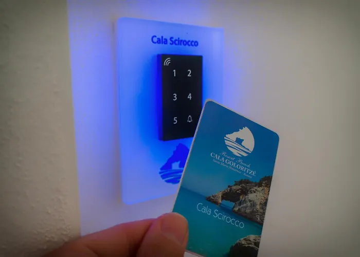 Cala Goloritze 4* 圣玛丽亚纳瓦雷