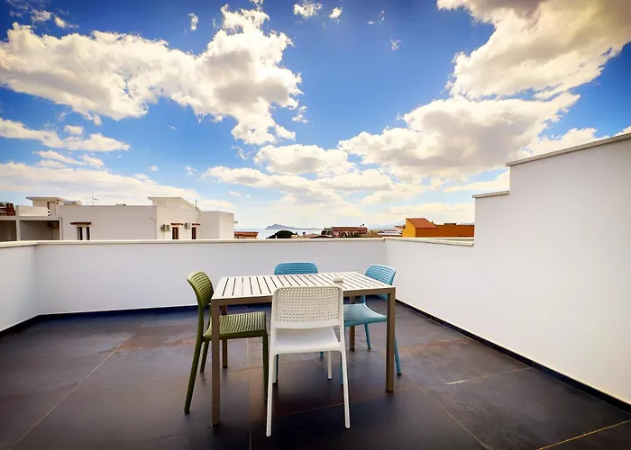 Cala Goloritze 圣玛丽亚纳瓦雷