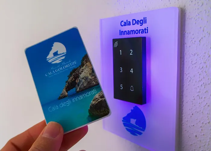 招待所 Cala Goloritze 圣玛丽亚纳瓦雷